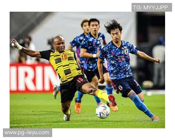 加纳队对阵日本在即参赛名单迟迟未公布引发关注与讨论