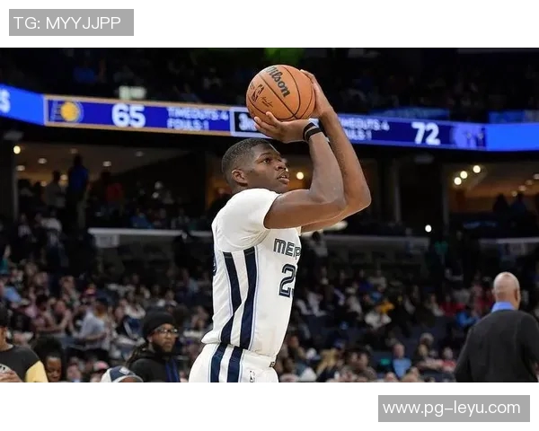 菜鸟表现出色灰熊新秀砍下27分黄蜂中锋完美7投7中贡献14分 菜鸟表现出色灰熊新秀砍下27分黄蜂中锋完美7投7中贡献14分